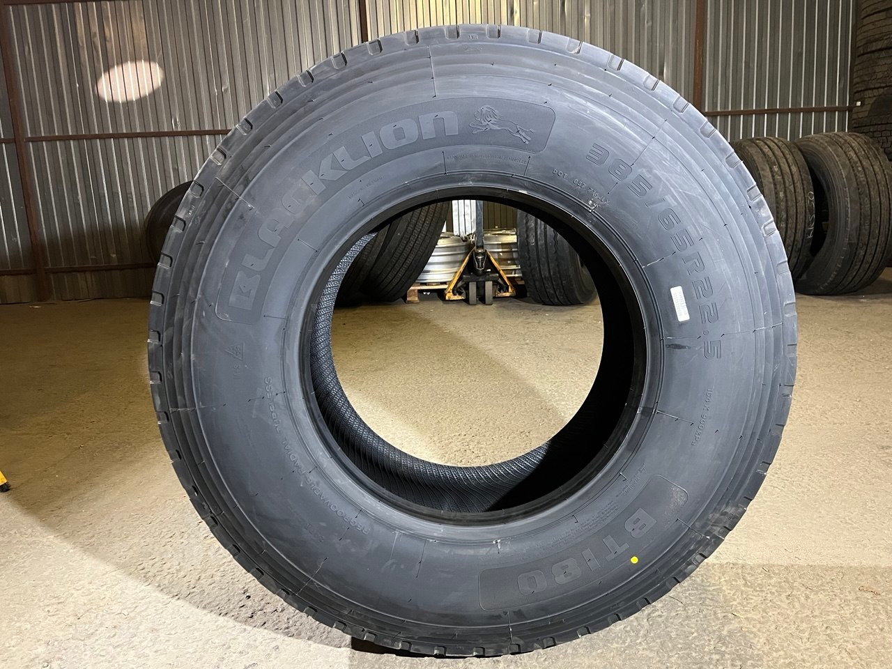 Грузовая шина Blacklion BT180 385/65 R22.5 164K, Прицеп
