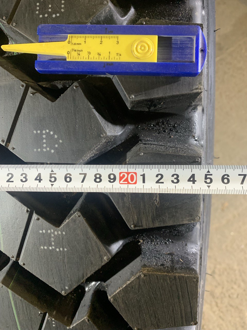 Грузовая шина Sailun S917 12.00 R20 158/155F, ведущая ось