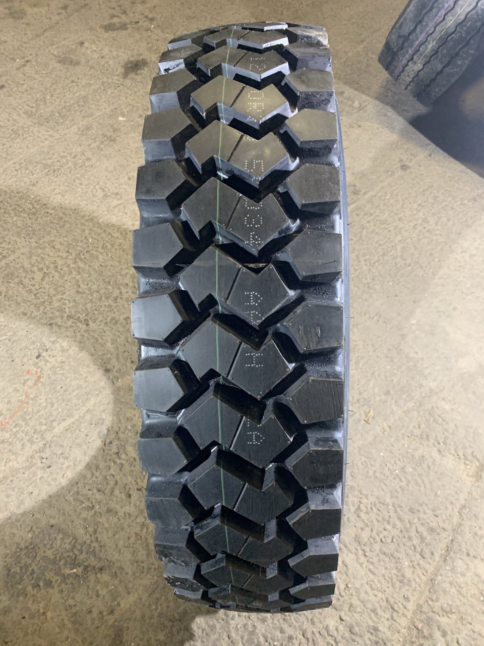 Грузовая шина Sailun S917 12.00 R20 158/155F, ведущая ось