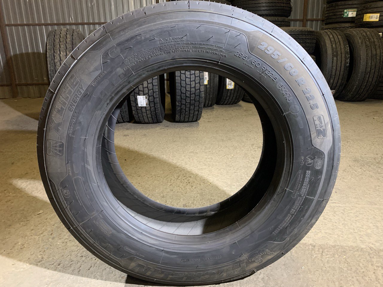 Грузовая шина Michelin X Line Energy Z 295/60 R22.5 150/147K, рулевая ось