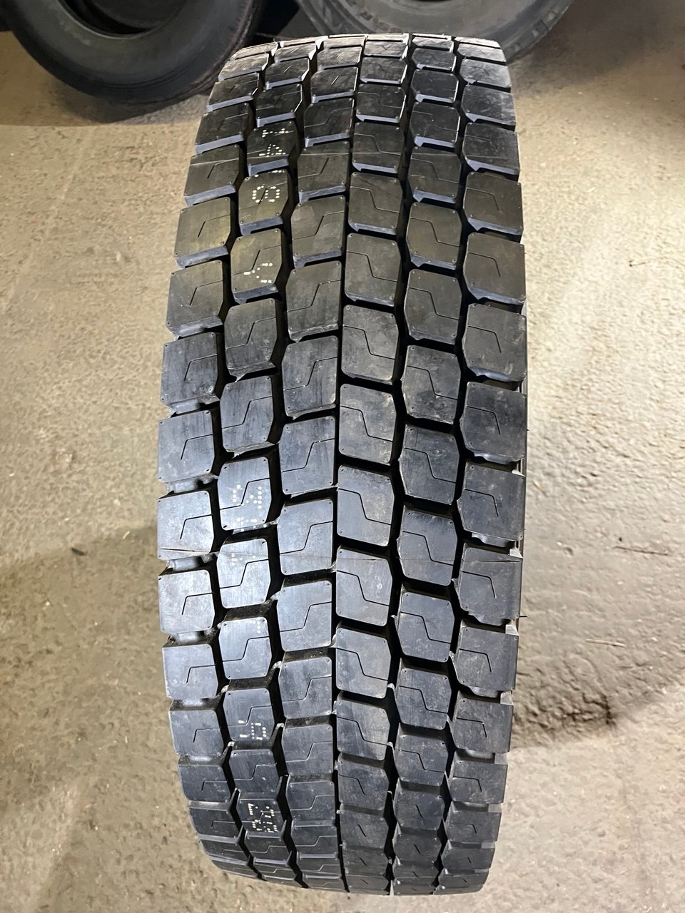Грузовая шина GiTi GDR665 315/80 R22.5 156/150L, ведущая ось