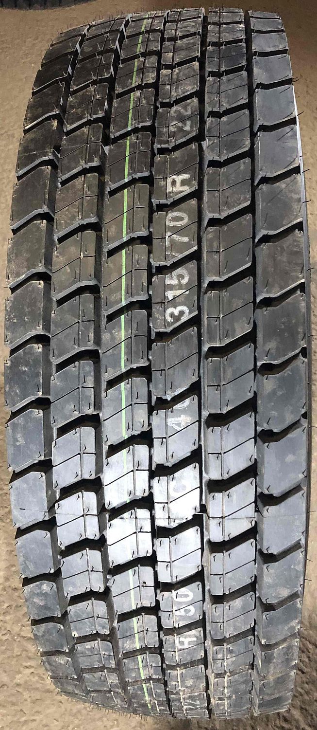Грузовая шина Kumho KRD50 315/70 R22.5 154/150L, Ведущая ось
