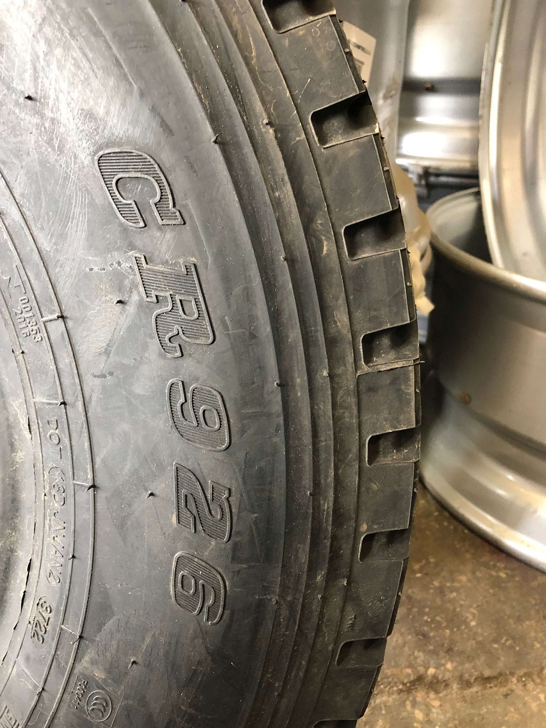 Грузовая шина Westlake CR926 7.50 R16 122/118L, универсальная ось Грузовая шина Westlake CR926 7.50 R16 122/118L, универсальная ось