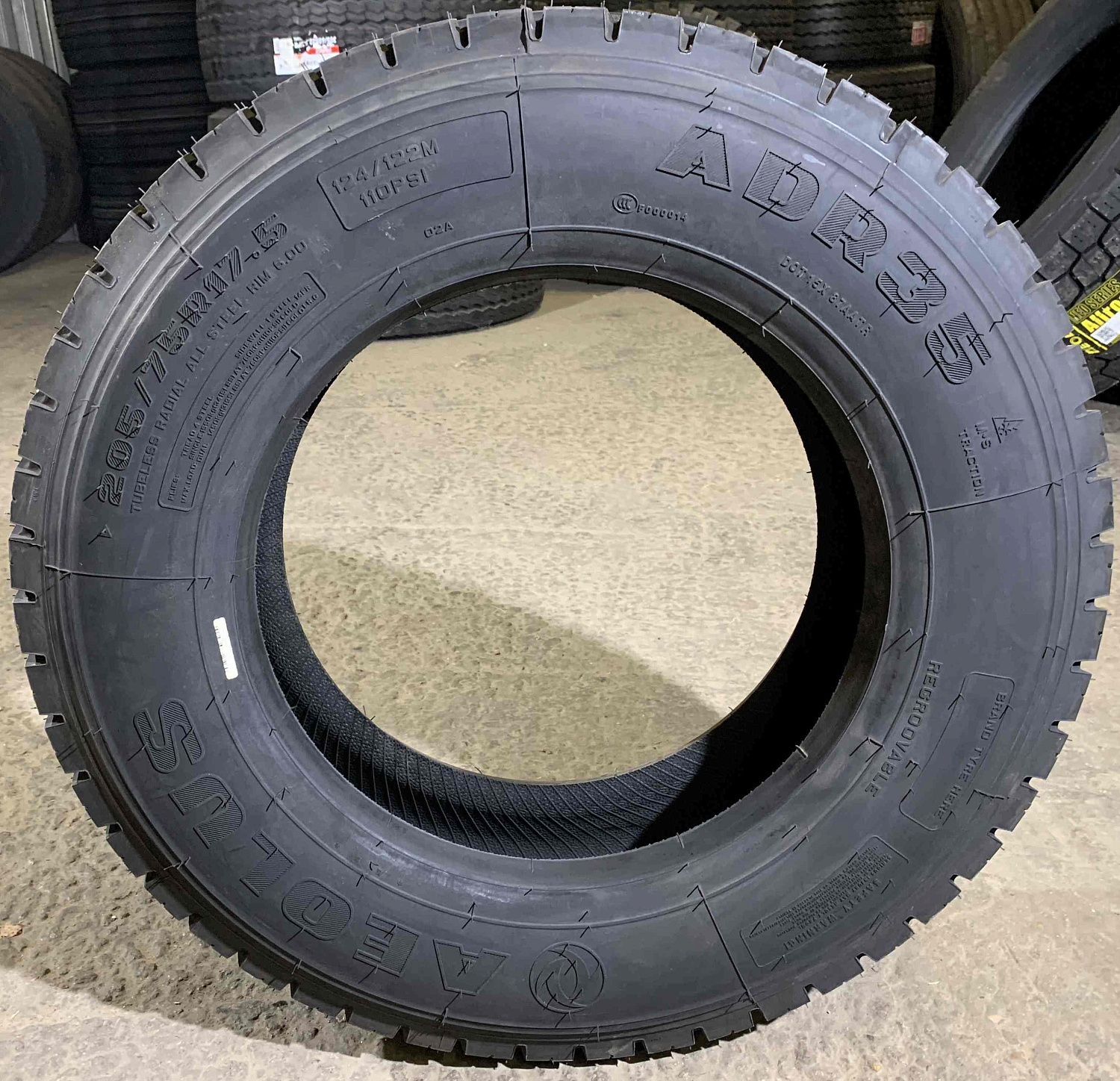Грузовая шина Aeolus ADR35 205/75 R17.5 124/122M, ведущая ось