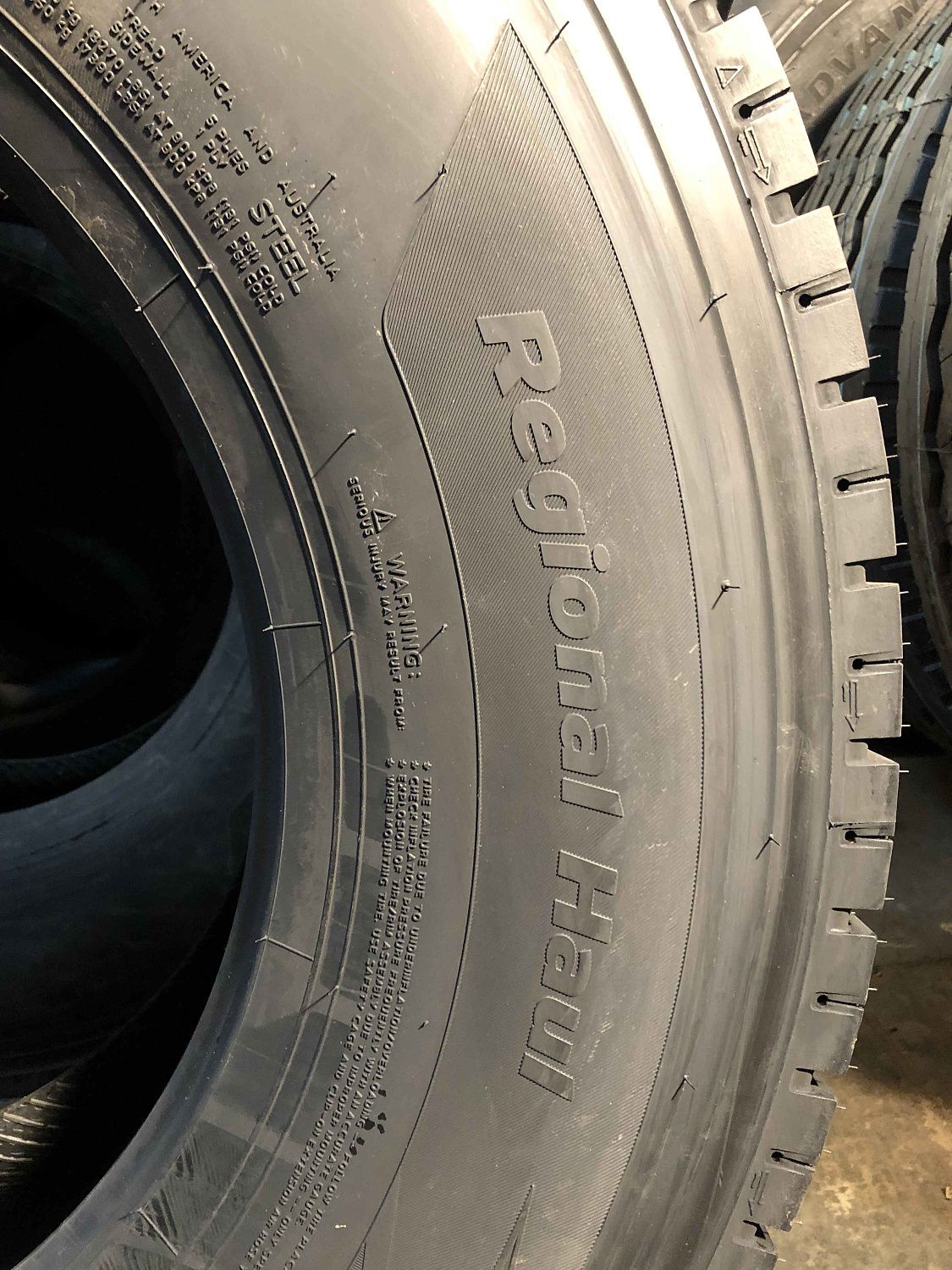 Грузовая шина Hankook DH31 Smart Flex 315/70 R22.5 154/150L, ведущая ось