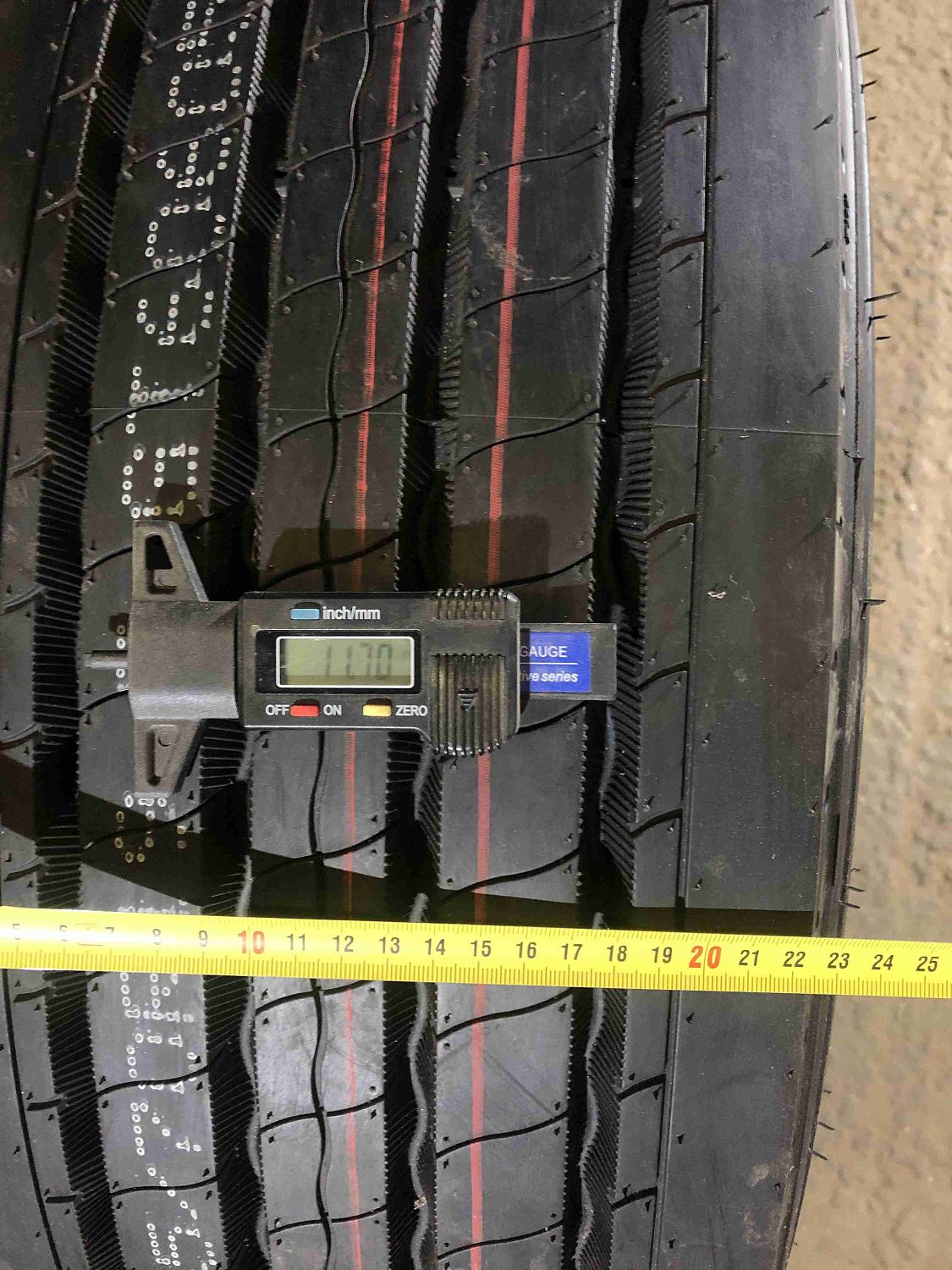 Грузовая шина Advance GR-A1 265/70 R19.5 140/138M, Рулевая ось