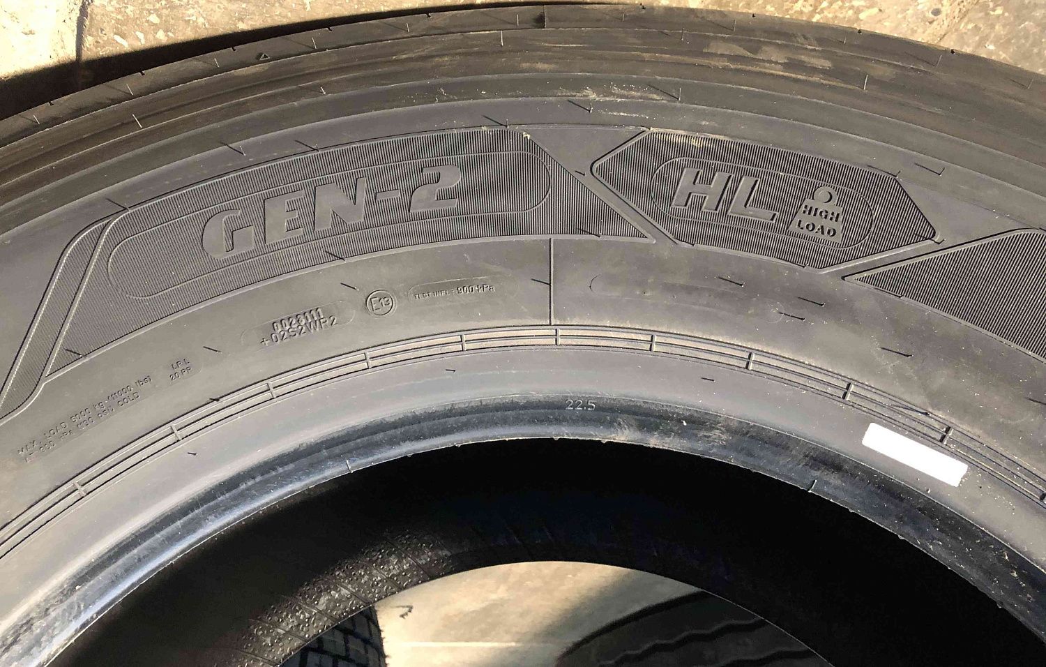 Грузовая шина GoodYear Kmax T GEN-2 385/65 R22.5 164K, прицеп