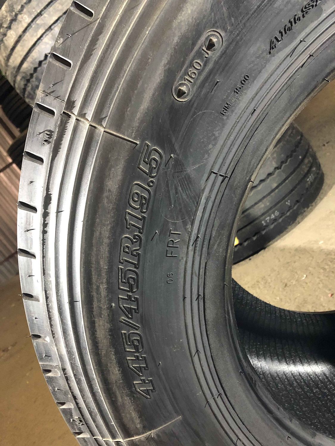 Грузовая шина Longmarch LM168 445/45 R19.5, прицеп