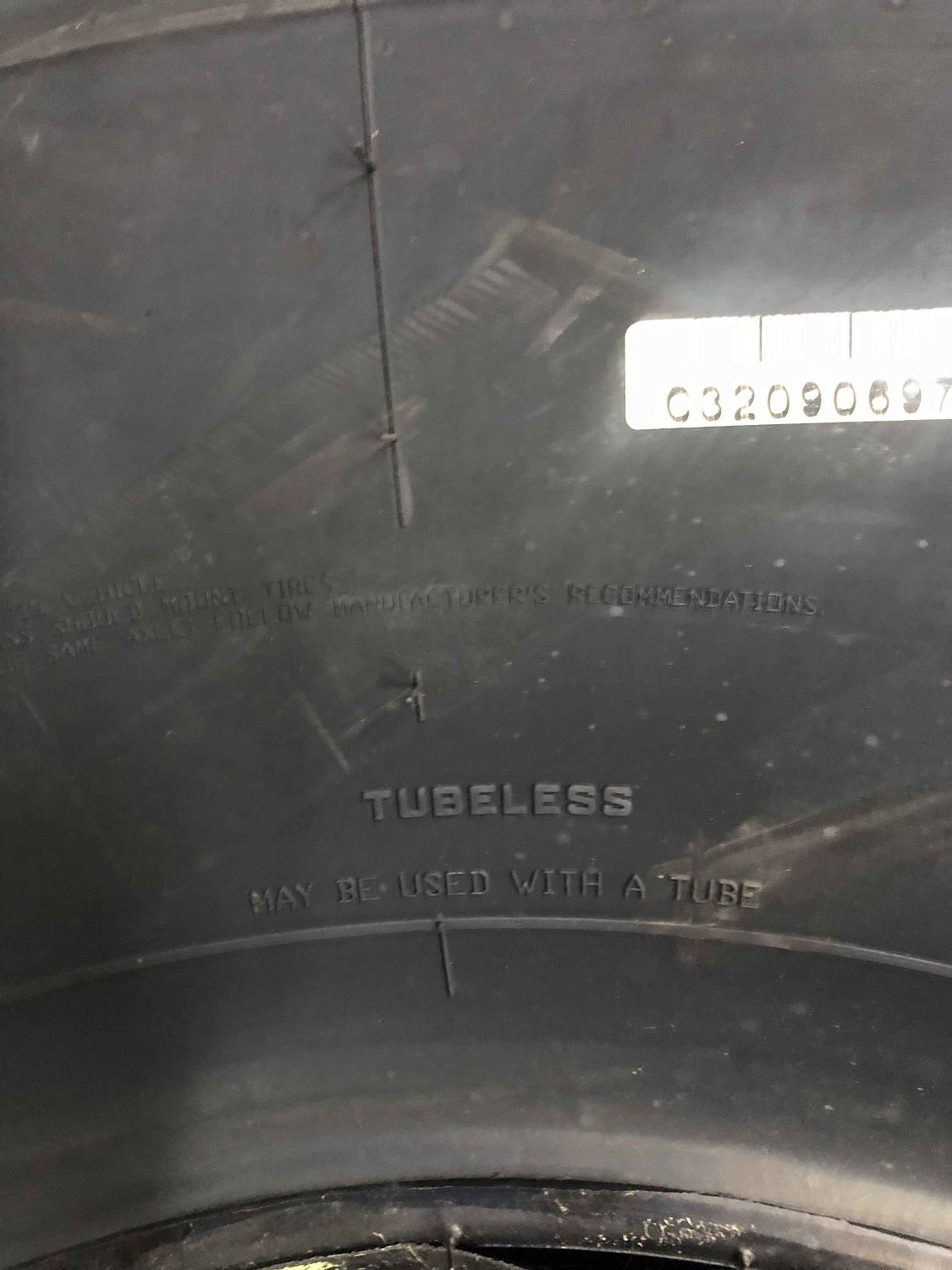 Грузовая шина DoubleCoin RLB960 14.00 R20 164/161G, Универсальная ось