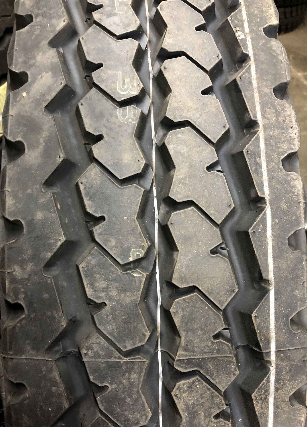 Грузовая шина Firestone UT3000 12.00 R24 156/153K, универсальная ось