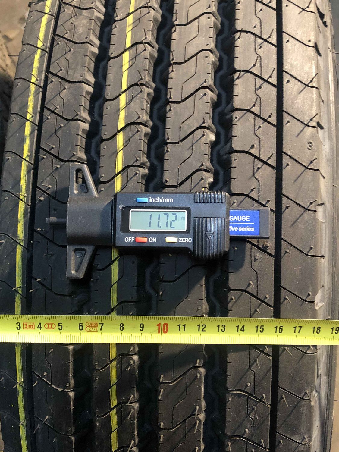 Грузовая шина Matador FR3 215/75 R17.5 126/124M, рулевая ось