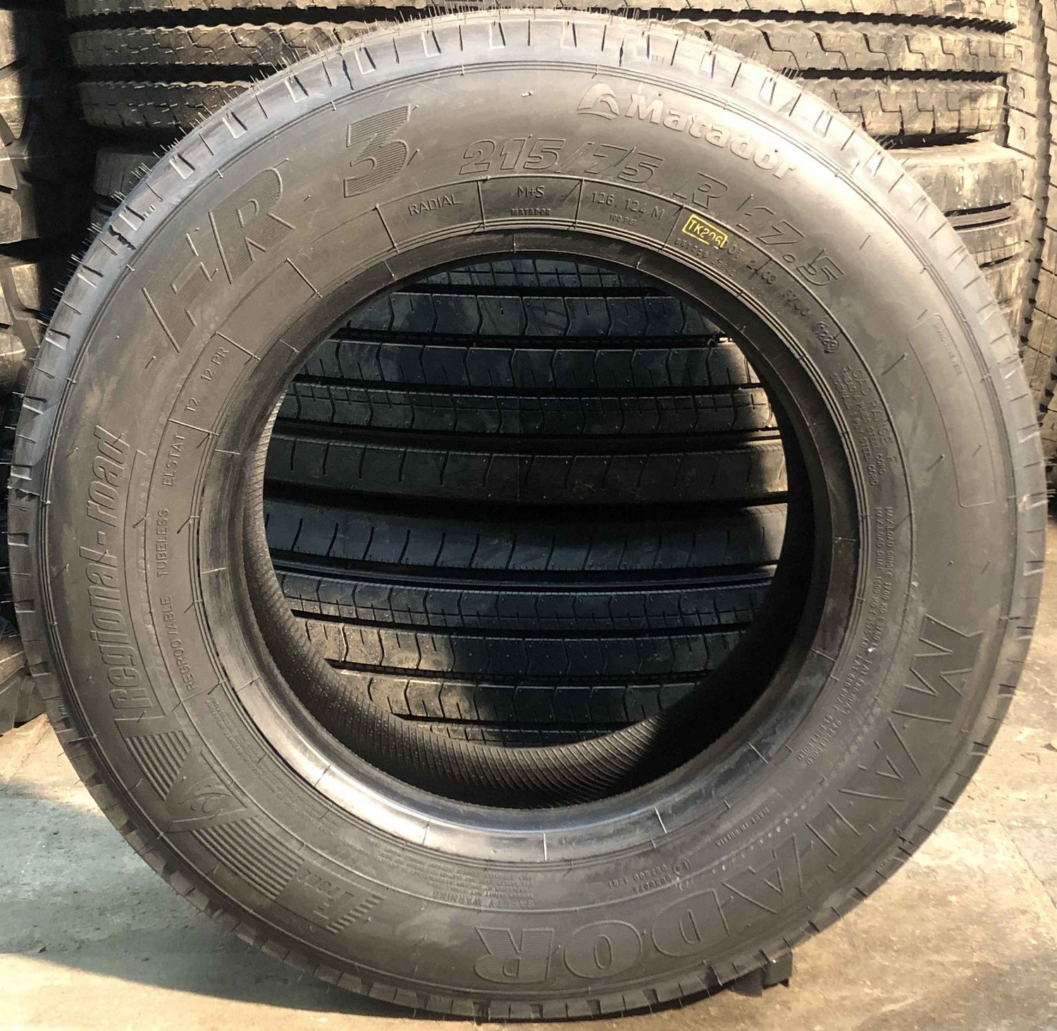 Грузовая шина Matador FR3 215/75 R17.5 126/124M, рулевая ось