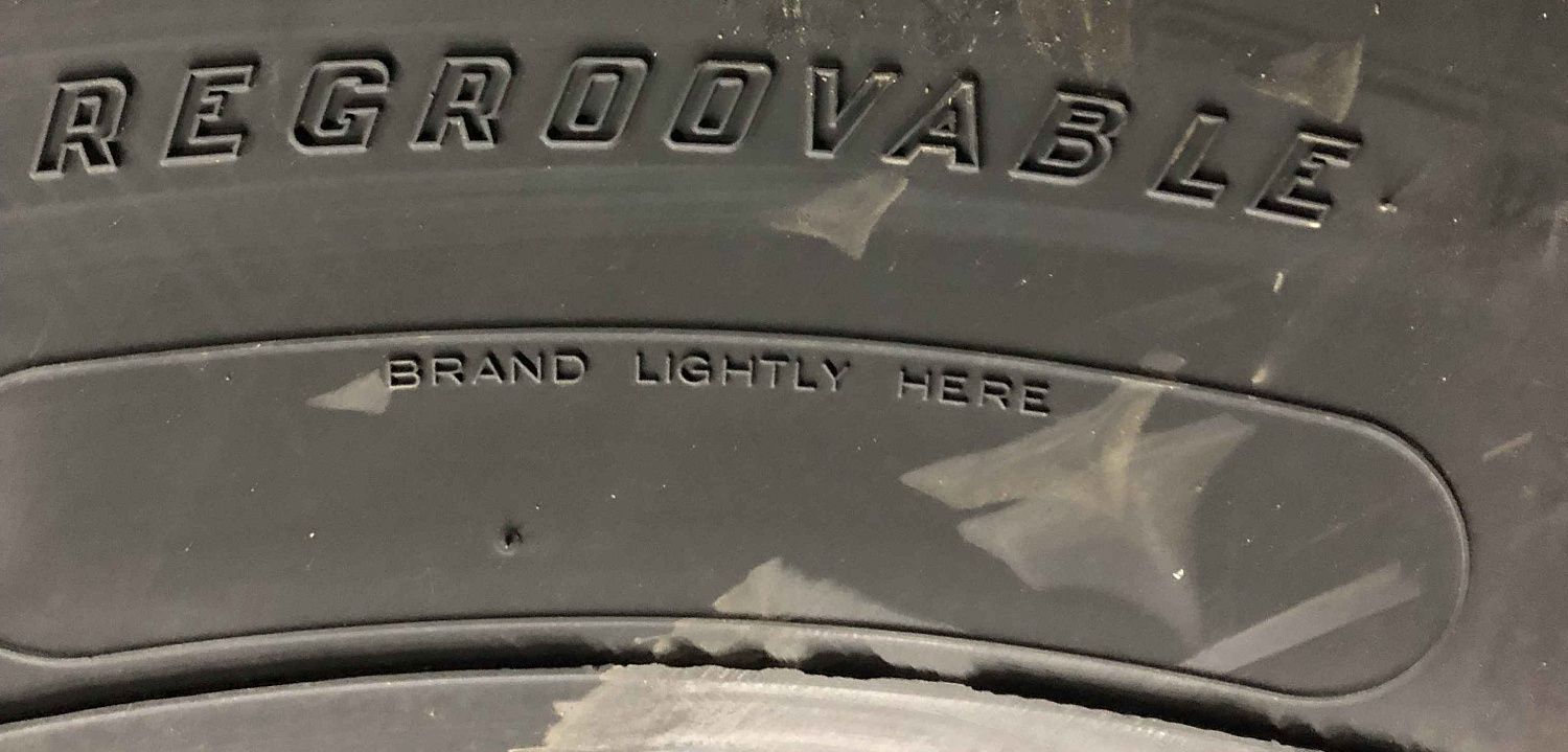 Грузовая шина Firestone UT3000 12.00 R24 156/153K, универсальная ось