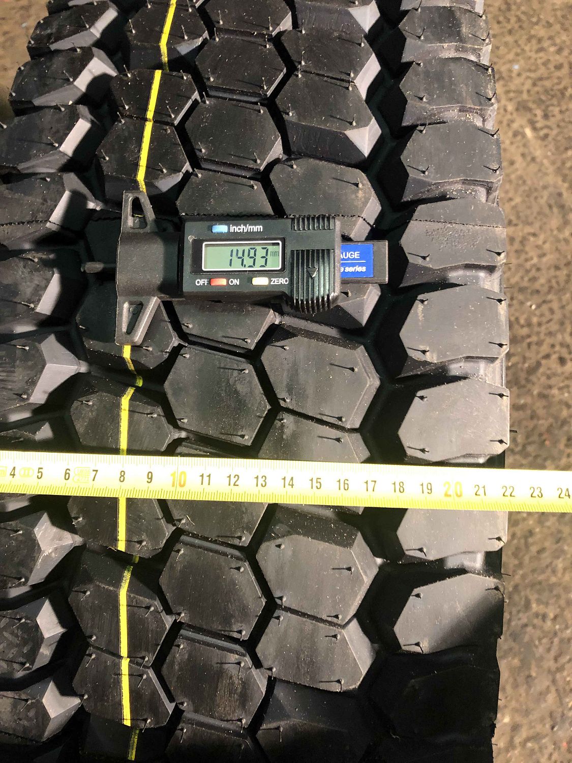 Грузовая шина Кама NR201 245/70 R19.5 136/134M, ведущая ось