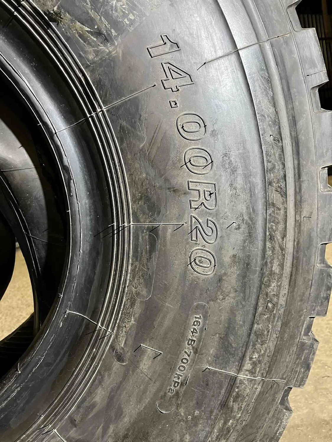 Грузовая шина Sailun S910 14.00 R20 164B, Универсальная ось