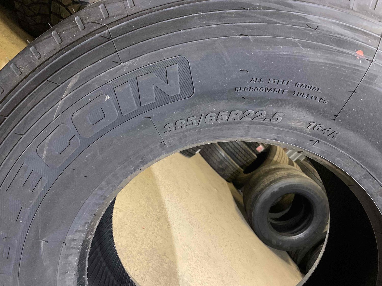 Грузовая шина DoubleCoin RR215 385/65 R22.5 164K, Рулевая ось