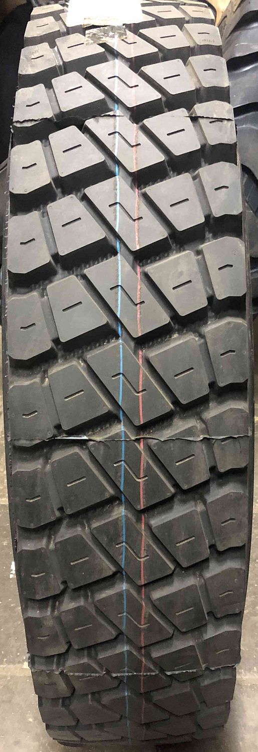 Грузовая шина Continental HDC1 325/95 R24 162/160K, ведущая ось Грузовая шина Continental HDC1 325/95 R24 162/160K, ведущая ось
