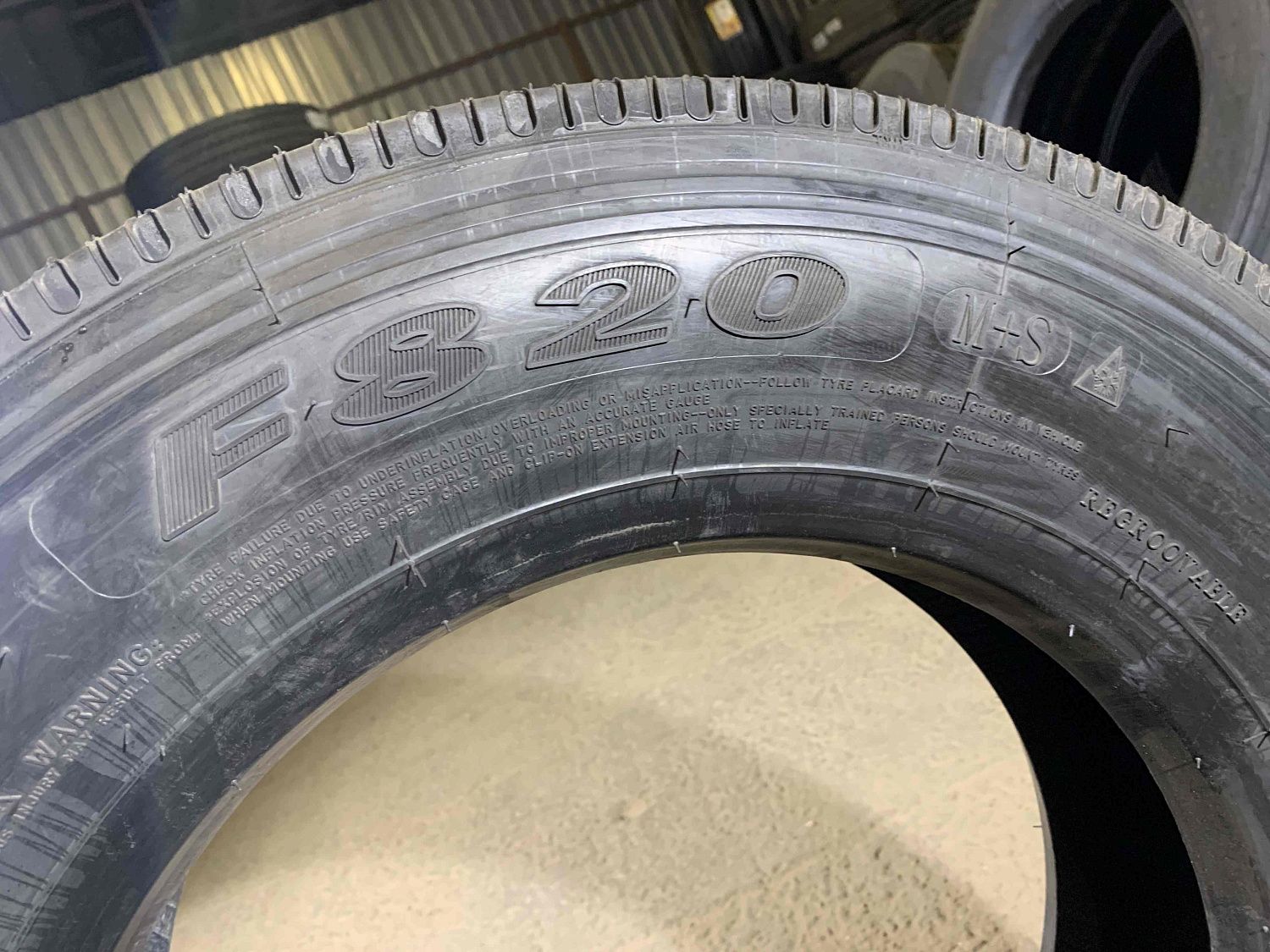 Грузовая шина Linglong F820 205/75 R17.5 124/122M, Рулевая ось