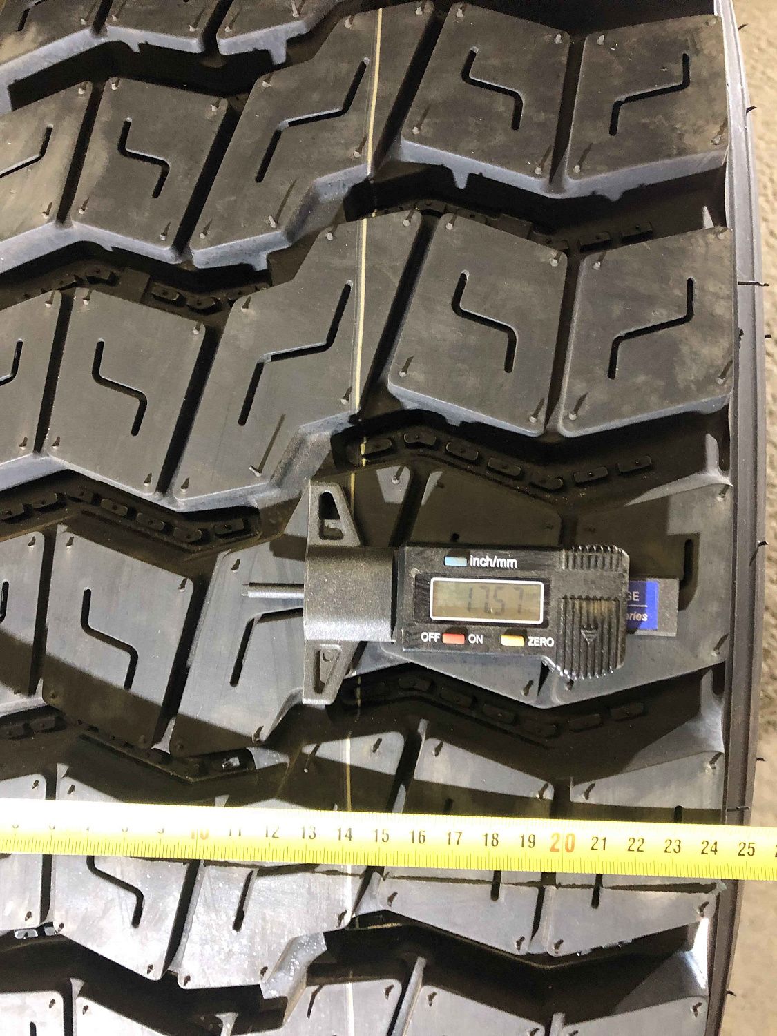 Грузовая шина Chaoyang CM913A 315/80 R22.5 157/154K, Ведущая ось