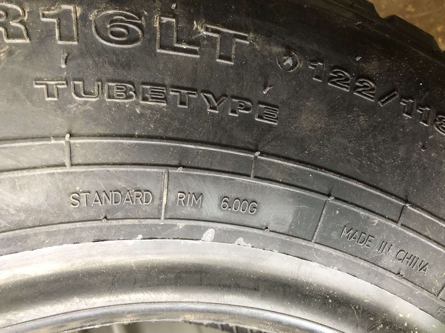 Грузовая шина Westlake CR926 7.50 R16 122/118L, универсальная ось Грузовая шина Westlake CR926 7.50 R16 122/118L, универсальная ось